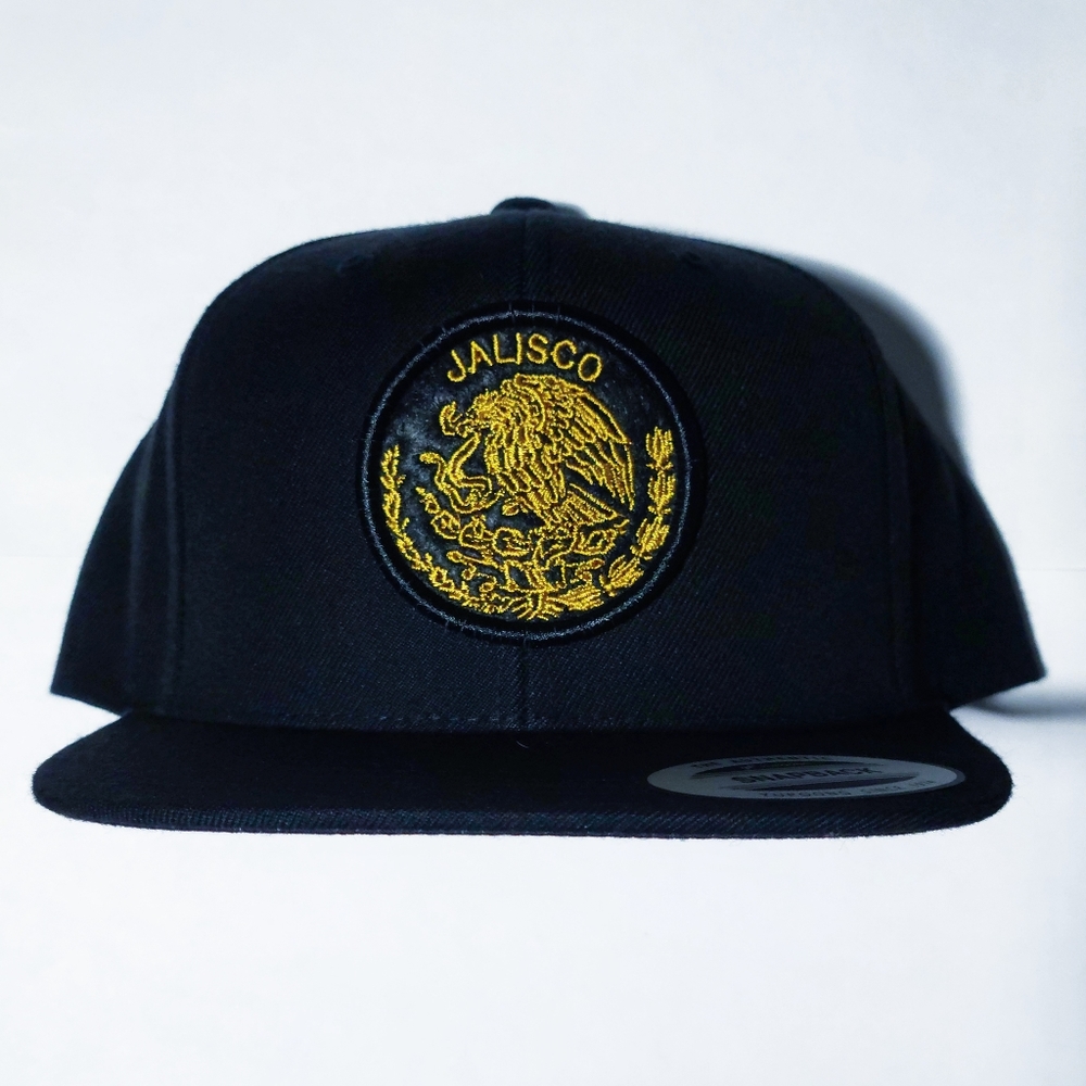 Gorra tipo Snapback con uno de nuestros lindos diseño Mexicano. (Jalisco-Mexico)